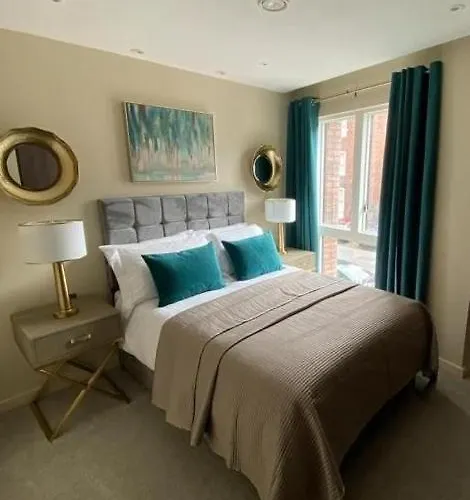 - Hudson Quarter * York