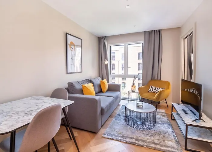 - Hudson Quarter York