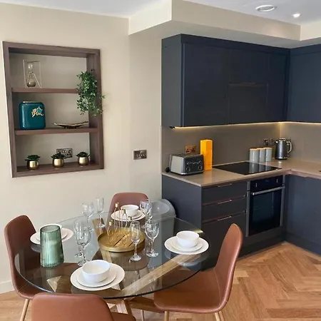 - Hudson Quarter Apartment